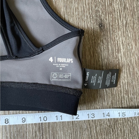 Sleek Gray and Black Sports Bra - Picture 4 of 4